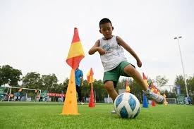 ＂威金顿22+13广州男篮3分险胜新疆 阿不都沙拉木11+11